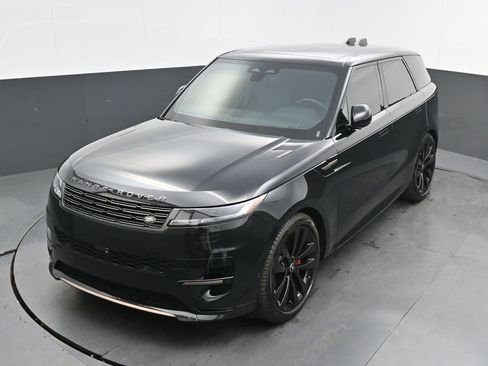 Used 2024 Land Rover Range Rover Sport Dynamic SE image 33
