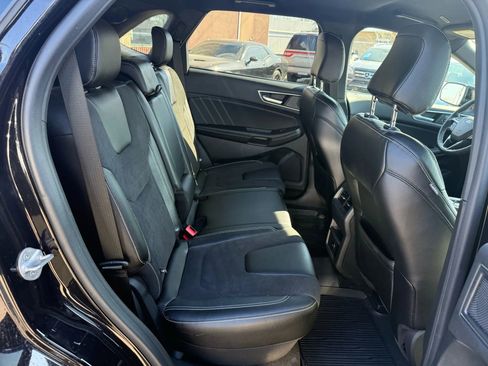 Used 2023 Ford Edge ST image 33