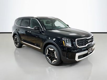 New 2025 Kia Telluride S