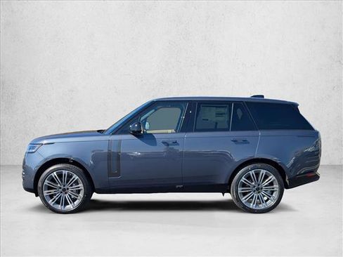 New 2026 Land Rover Range Rover SE image 5
