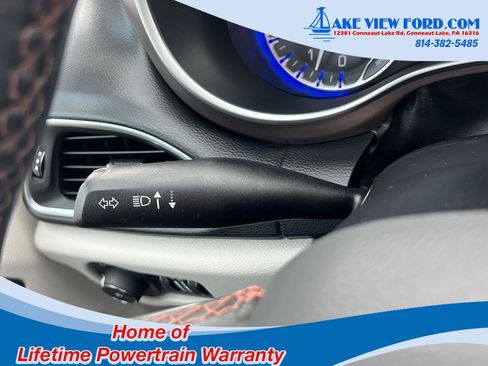 Used 2019 Chrysler Pacifica Touring-L Plus w/ Tire & Wheel Group FWD image 33