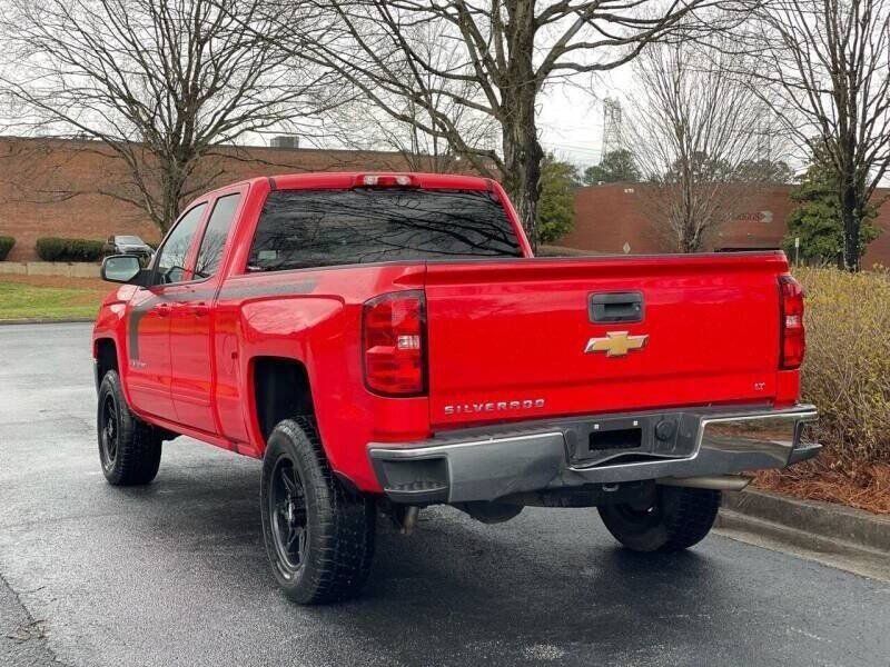 Used 2018 Chevrolet Silverado 1500 LT RWD image 6