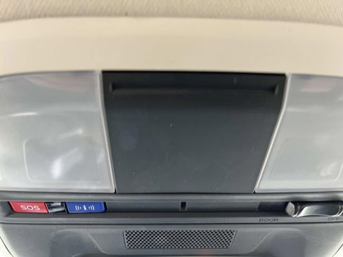 Used 2021 Subaru Crosstrek 2.0i Premium image 18