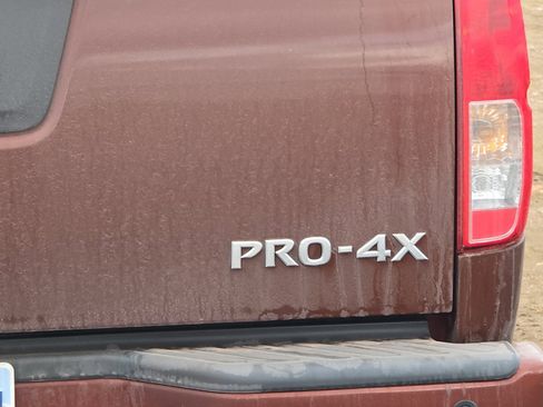 Used 2018 Nissan Frontier PRO-4X w/ Pro-4x Luxury Package image 5