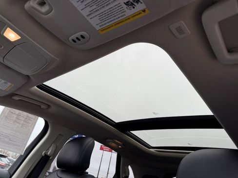 Used 2019 Ford Edge SEL w/ Equipment Group 201A image 16