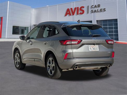 Used 2024 Ford Escape ST-Line image 9