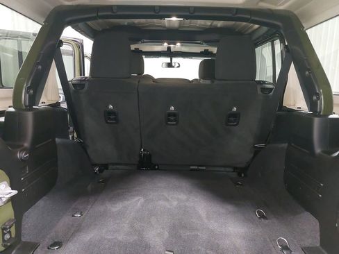 Used 2021 Jeep Wrangler Unlimited Sport image 12