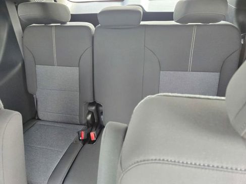 New 2026 GMC Acadia Elevation image 9