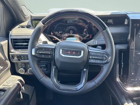 New 2026 GMC Yukon XL AT4 Ultimate AWD/4WD image 32