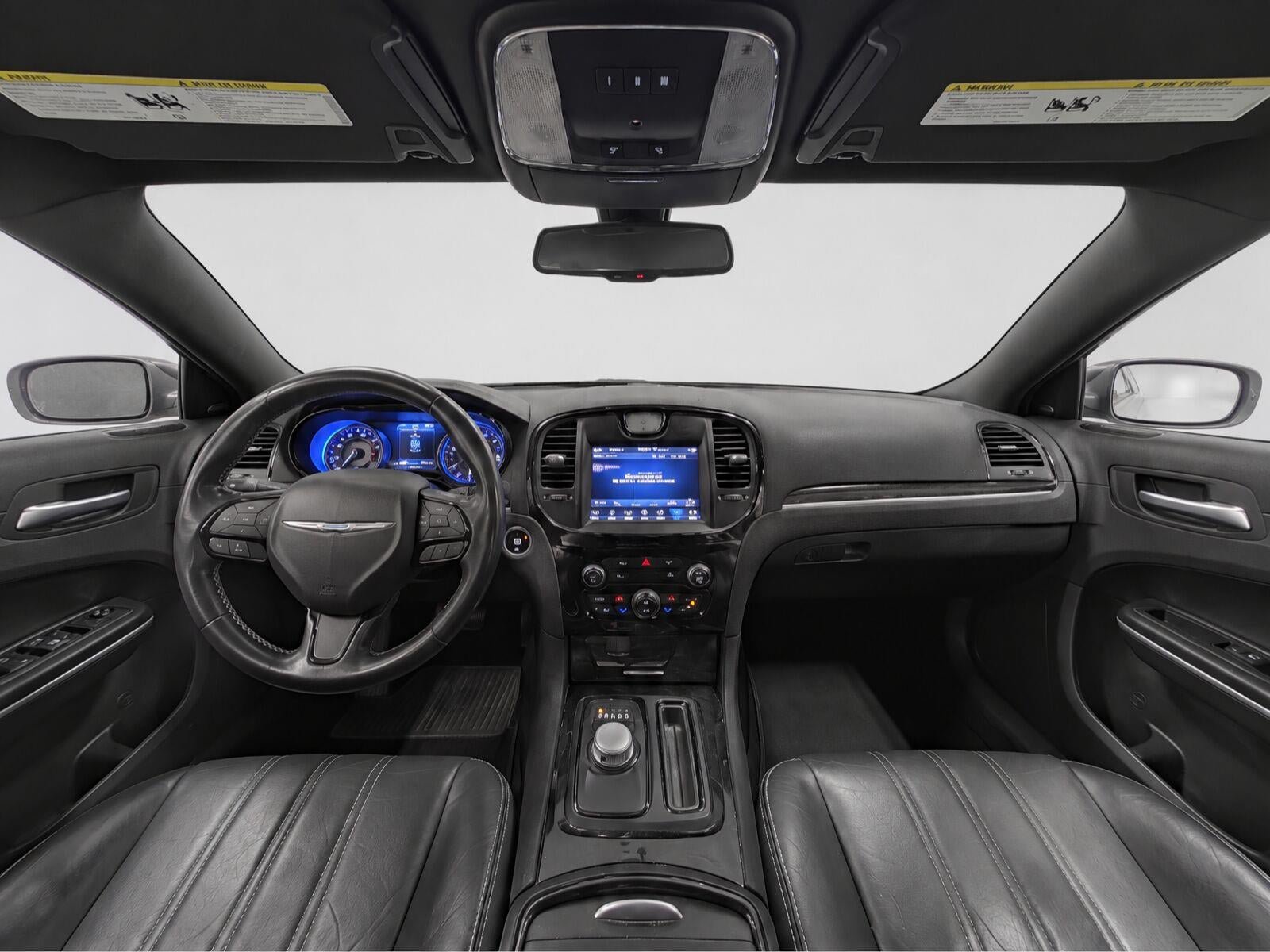 Used 2019 Chrysler 300 S RWD image 14