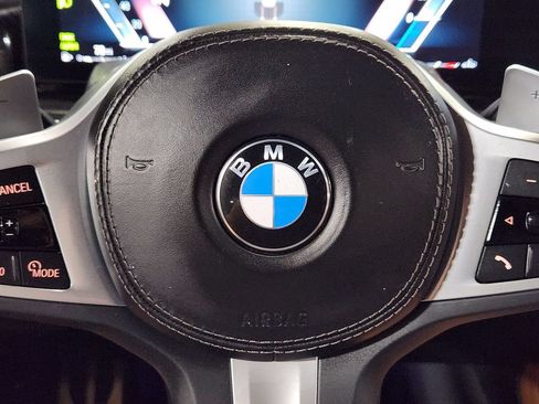 Used 2023 BMW X7 xDrive40i w/ M Sport Package AWD/4WD image 48