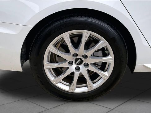 Used 2023 Audi A4 2.0T Premium w/ Convenience Package AWD/4WD image 11