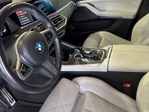 Used 2023 BMW X5 M50i w/ Parking Assistance Package AWD/4WD image 4