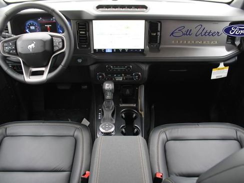 New 2026 Ford Bronco Badlands image 12