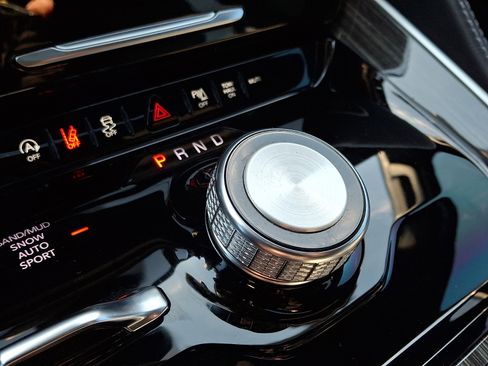 Used 2022 Jeep Wagoneer Series II w/ Premium Group I image 16