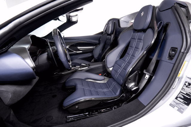 Used 2026 Ferrari 296 GTS RWD image 4