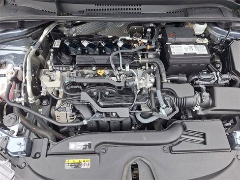 Used 2024 Toyota Corolla LE image 28