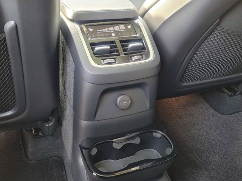 Used 2024 Volvo XC90 T8 Ultimate w/ Protection Package Premier image 15