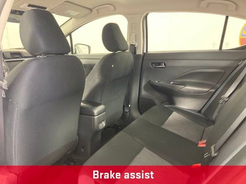 Used 2025 Nissan Versa SV FWD image 14