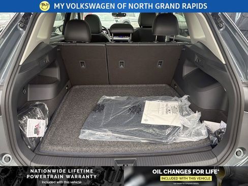 New 2026 Volkswagen Tiguan SE AWD/4WD image 23