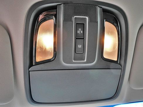 Used 2019 Kia Sorento AWD image 28