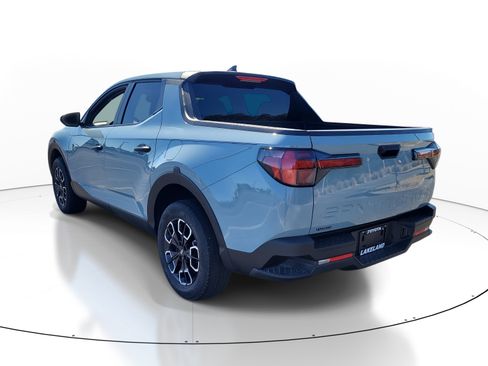 Used 2024 Hyundai Santa Cruz SEL image 5