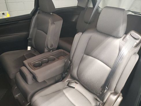 Used 2018 Honda Odyssey EX image 29