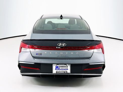 New 2026 Hyundai Elantra SEL Sport Premium FWD image 6