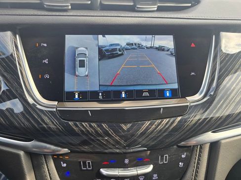 Used 2024 Cadillac XT6 Premium Luxury w/ Technology Package FWD image 24