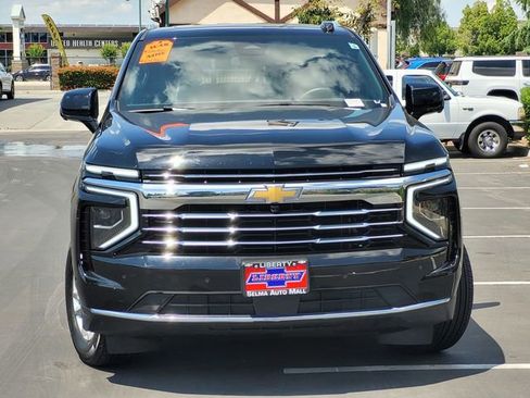 Used 2025 Chevrolet Tahoe LT AWD/4WD image 3