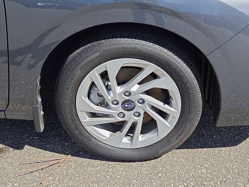 Certified 2025 Subaru Impreza 2.0i image 8