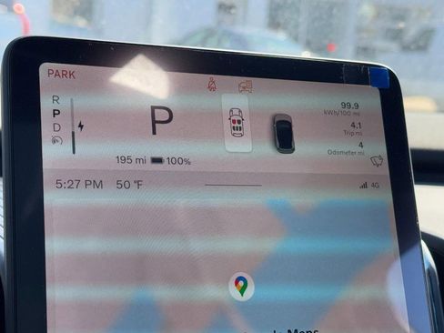 New 2026 Volvo EX30 Plus w/ Protection Package image 12