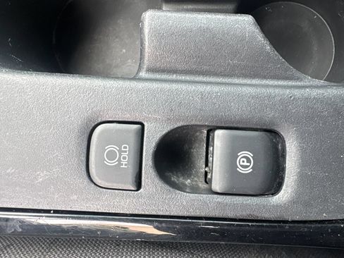 Used 2025 Toyota Corolla SE FWD image 19