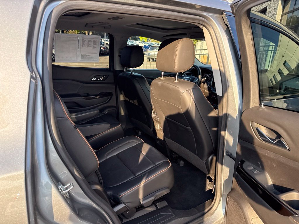 Used 2023 GMC Acadia AT4 w/ Technology Package AWD/4WD image 69