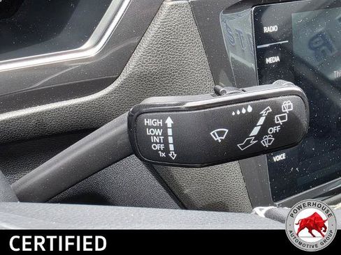 Used 2023 Volkswagen Tiguan SE R-Line FWD image 33