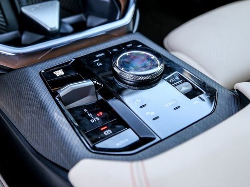 Used 2026 BMW X3 xDrive30 w/ Premium Package image 15