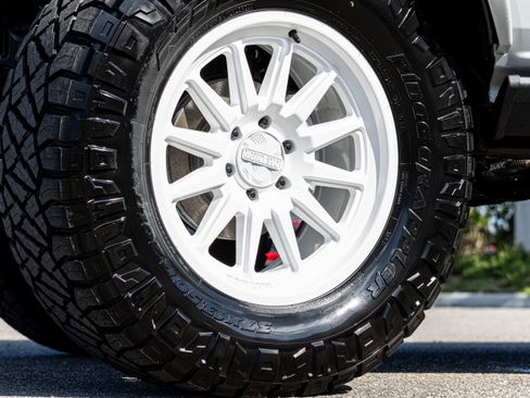 New 2026 Ford Bronco Heritage Edition AWD/4WD image 29