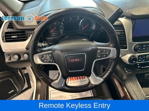 Used 2018 GMC Yukon XL SLT w/ Open Road Package AWD/4WD image 19