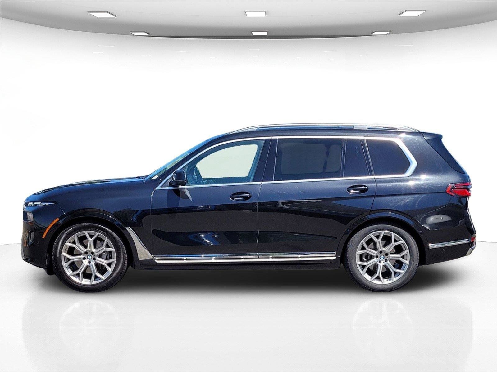 Used 2025 BMW X7 xDrive40i AWD/4WD image 10