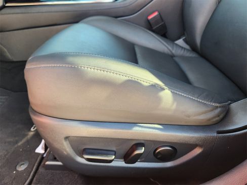 Used 2025 MAZDA CX-30 AWD 2.5 S w/ Preferred Package image 26