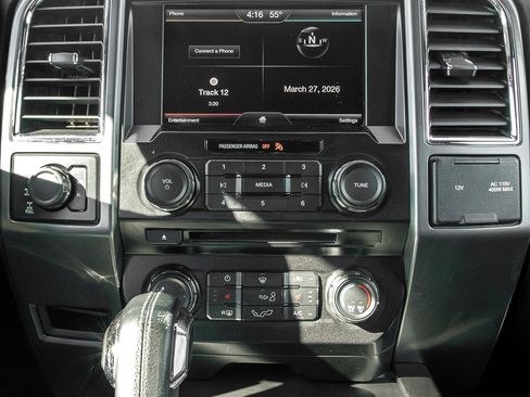 Used 2015 Ford F150 XLT w/ Equipment Group 302A Luxury image 11