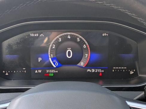 Used 2025 Volkswagen Jetta Sport FWD image 19