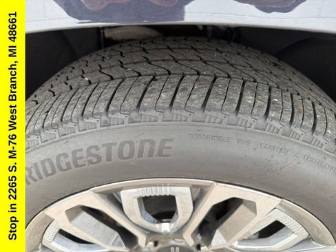 Used 2024 GMC Yukon XL Denali Ultimate w/ LPO, Floor Liner Package AWD/4WD image 7