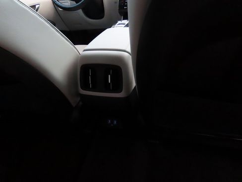 Used 2023 Hyundai Tucson Limited image 15