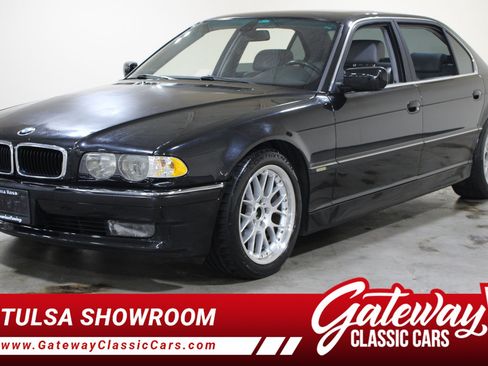 Used 2001 BMW 740iL RWD image 1