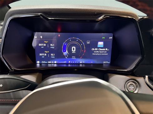 Used 2024 Chevrolet Colorado Z71 w/ Z71 Convenience Package 2 image 18