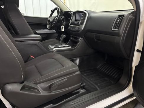 Used 2021 Chevrolet Colorado LT w/ Fleet Safety Package RWD image 15