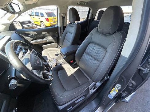 Used 2017 GMC Canyon SLE w/ Trailering Package image 11