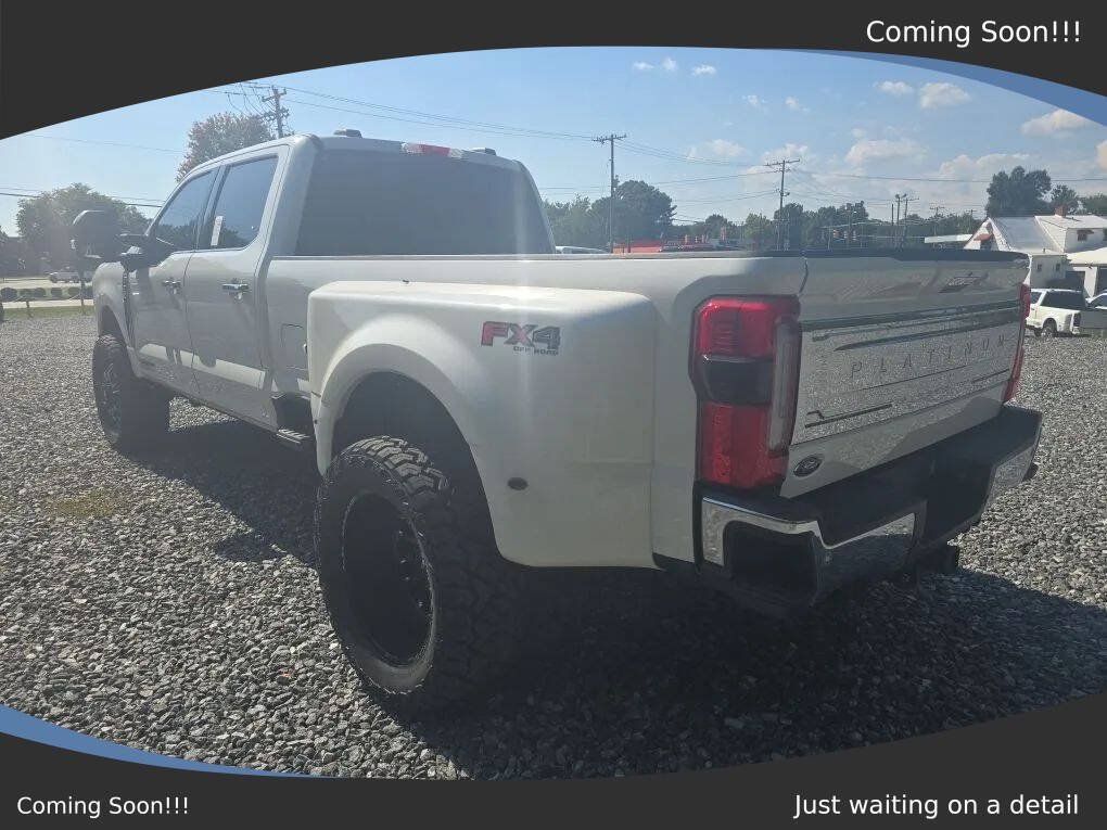Used 2024 Ford F350 Platinum AWD/4WD image 3