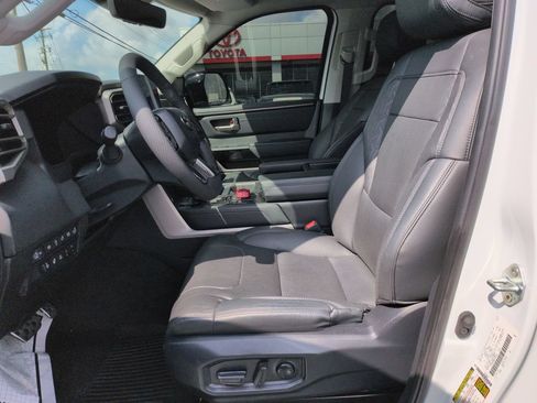 Used 2024 Toyota Tundra Limited w/ TRD Off-Road Package AWD/4WD image 9